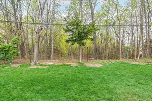 1 Milford Ln, Glen Cove, NY 11542 - Photo 35