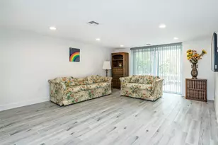 1 Milford Ln, Glen Cove, NY 11542 - Photo 27