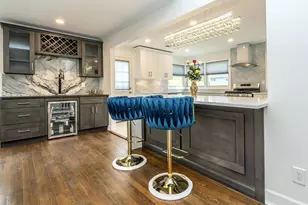 1 Milford Ln, Glen Cove, NY 11542 - Photo 9