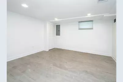 1 Milford Lane, Glen Cove, NY 11542 - Photo 31