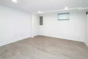 1 Milford Ln, Glen Cove, NY 11542 - Photo 31