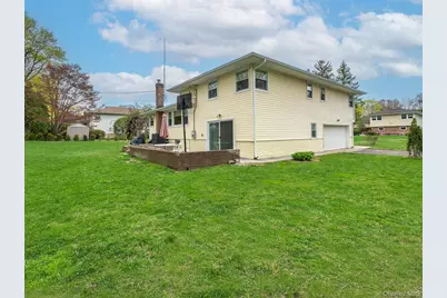 1 Milford Lane, Glen Cove, NY 11542 - Photo 33