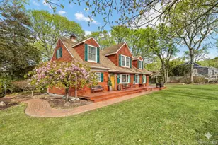 79 E Tiana Rd, Hampton Bays, NY 11946 - Photo 3