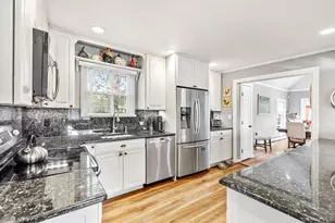 79 E Tiana Rd, Hampton Bays, NY 11946 - Photo 13