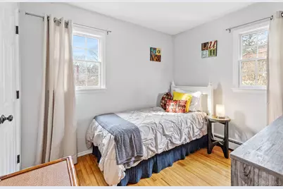 79 E Tiana Road, Hampton Bays, NY 11946 - Photo 15
