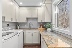 9 Comanche Ct, Katonah, NY 10536 - Photo 9