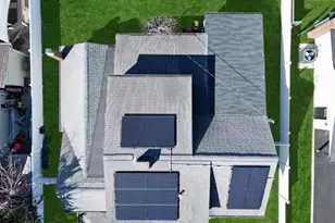 26 Family Ln, Levittown, NY 11756 - Photo 19