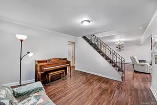 26 Family Ln, Levittown, NY 11756 - Photo 7