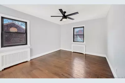 220-44 73rd Avenue #26A1, Oakland Gardens, NY 11364 - Photo 11