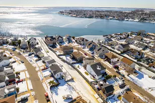 711 S Bayview Ave, Freeport, NY 11520 - Photo 29