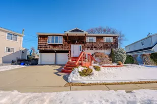 711 S Bayview Ave, Freeport, NY 11520 - Photo 5