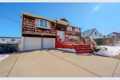 711 S Bayview Avenue, Freeport, NY 11520 - Photo 33