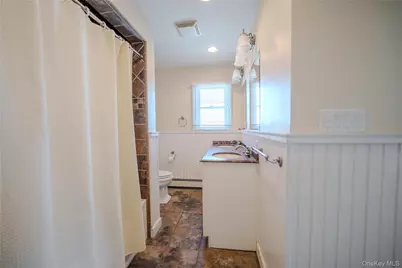 711 S Bayview Avenue, Freeport, NY 11520 - Photo 11