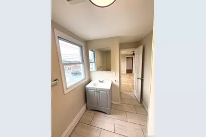 202 N Wellwood Avenue #3, Lindenhurst, NY 11757 - Photo 7