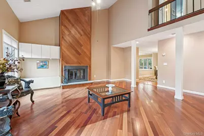 10 Omni Court, New City, NY 10956 - Photo 7