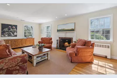 75 Oakdale Lane, East Hills, NY 11577 - Photo 5