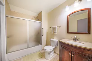 121 Foxdale Ln, Port Jefferson, NY 11777 - Photo 15