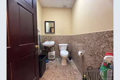 166-06 24th Rd, Whitestone, NY 11357 - Photo 9