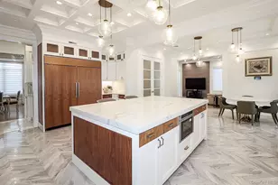 19 Gilbert Rd, Great Neck, NY 11024 - Photo 9