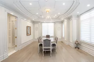 19 Gilbert Rd, Great Neck, NY 11024 - Photo 7