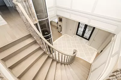 19 Gilbert Road, Great Neck, NY 11024 - Photo 19