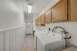 38 Park Dr E, Syosset, NY 11791 - Photo 21