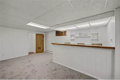 38 Park Drive E, Syosset, NY 11791 - Photo 23