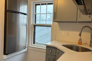 225 Lexington Ave, Oyster Bay, NY 11771 - Photo 3