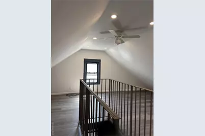 225 Lexington Avenue, Oyster Bay, NY 11771 - Photo 9