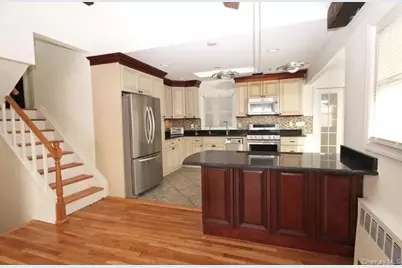 143 Delaware Avenue, Bay Shore, NY 11706 - Photo 3