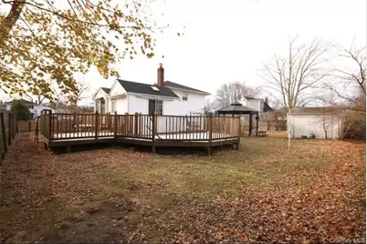 143 Delaware Avenue, Bay Shore, NY 11706 - Photo 23