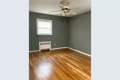 143 Delaware Avenue, Bay Shore, NY 11706 - Photo 13