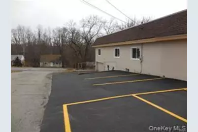 2960 US Route 9W, New Windsor, NY 12553 - Photo 23