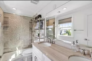 34 Village Green Dr, Southampton, NY 11968 - Photo 11