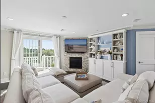 34 Village Green Dr, Southampton, NY 11968 - Photo 9