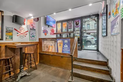 247 E 50th Street, New York, NY 10022 - Photo 3