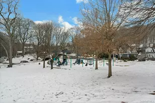 33 Roselle Ave, Pleasantville, NY 10570 - Photo 15