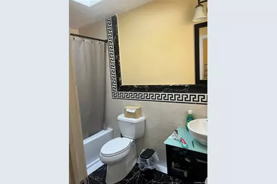 547 S 11th Avenue, Mount Vernon, NY 10550 - Photo 5