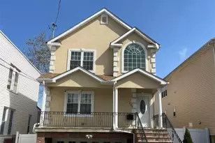 547 S 11th Ave, Mount Vernon, NY 10550 - Photo 1