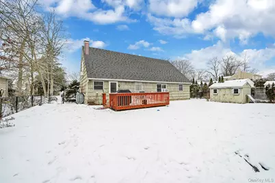 47 Holiday Boulevard, Center Moriches, NY 11934 - Photo 31