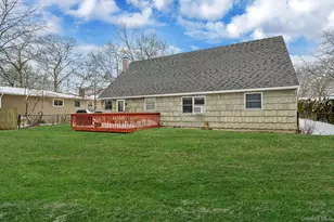 47 Holiday Blvd, Center Moriches, NY 11934 - Photo 29