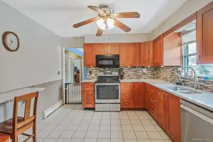 47 Holiday Blvd, Center Moriches, NY 11934 - Photo 13