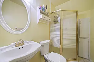 47 Holiday Blvd, Center Moriches, NY 11934 - Photo 21