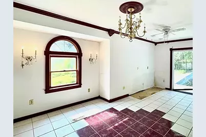 159 E Dorsey Lane, Poughkeepsie, NY 12601 - Photo 3