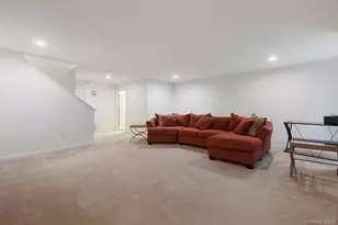 8 Atwood Dr, Middletown, NY 10940 - Photo 23