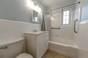 26 Nathan Hale Dr, Huntington, NY 11743 - Photo 7