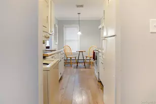 1205 Gotham Dr, Saint James, NY 11780 - Photo 7