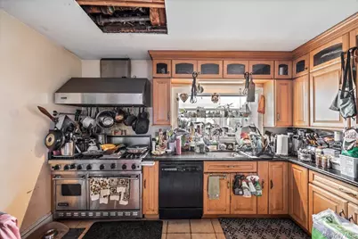 27 Faneuil Place, New Rochelle, NY 10801 - Photo 7