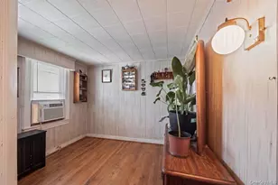 27 Faneuil Pl, New Rochelle, NY 10801 - Photo 9