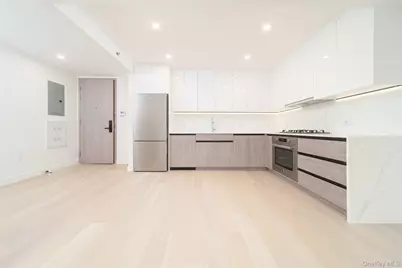 14449 Northern Boulevard #525, Flushing, NY 11354 - Photo 9